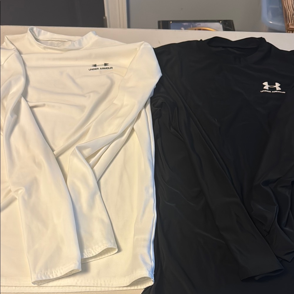 Under Armour Long Sleeve Athletic Shirts Bundle - Black & White